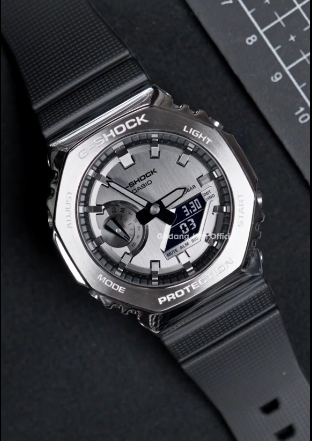 Premium Octa Metal Sport Watch – Black Edition | The Power of Precision