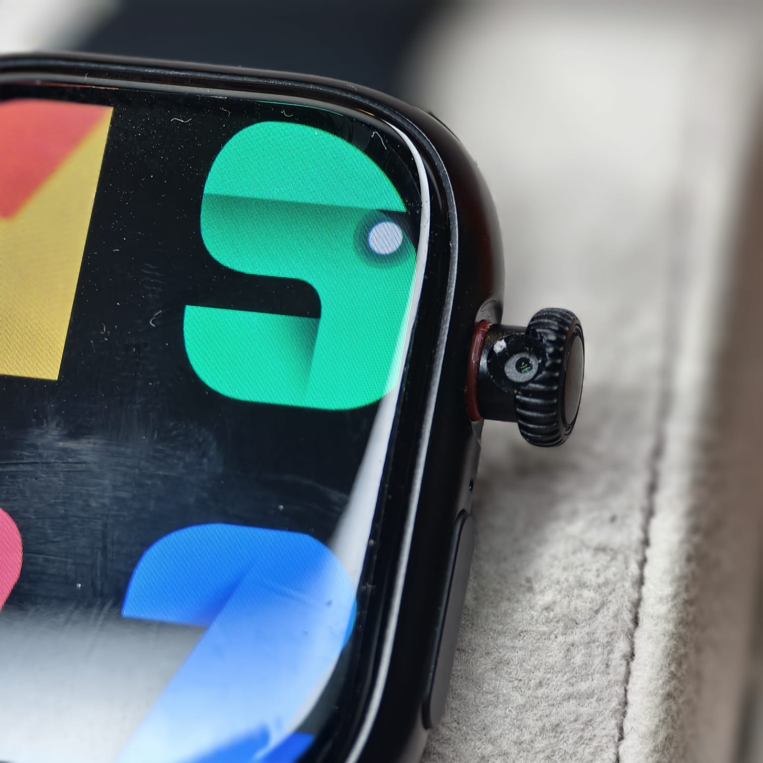 CD 20 Pro MAX / S20 Pro MAX Android Smartwatch | 5G SIM with 8GB RAM + 128 GB Storage | AMOLED Display | Rotating Camera | Fingerprint Unlock & Face Unlock