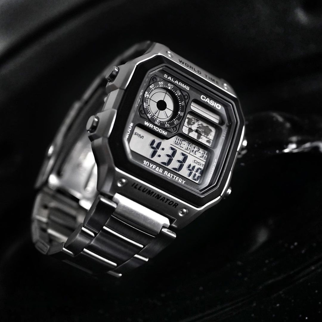 Illuminator World Time Inspired Digital Watch