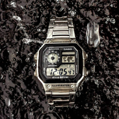 Illuminator World Time–Inspired Digital Watch | Retro Classic Metal Strap Edition